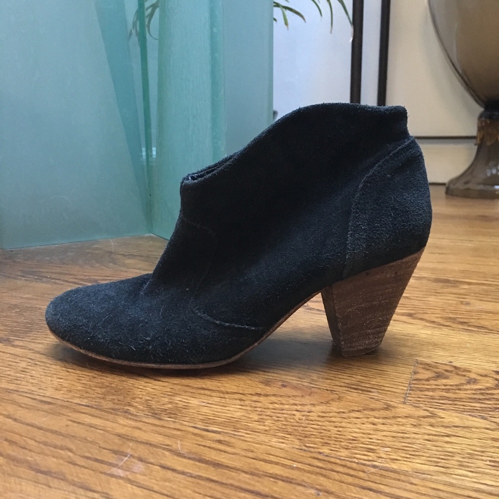 STEVEN by Steve Madden Pembrook Booties